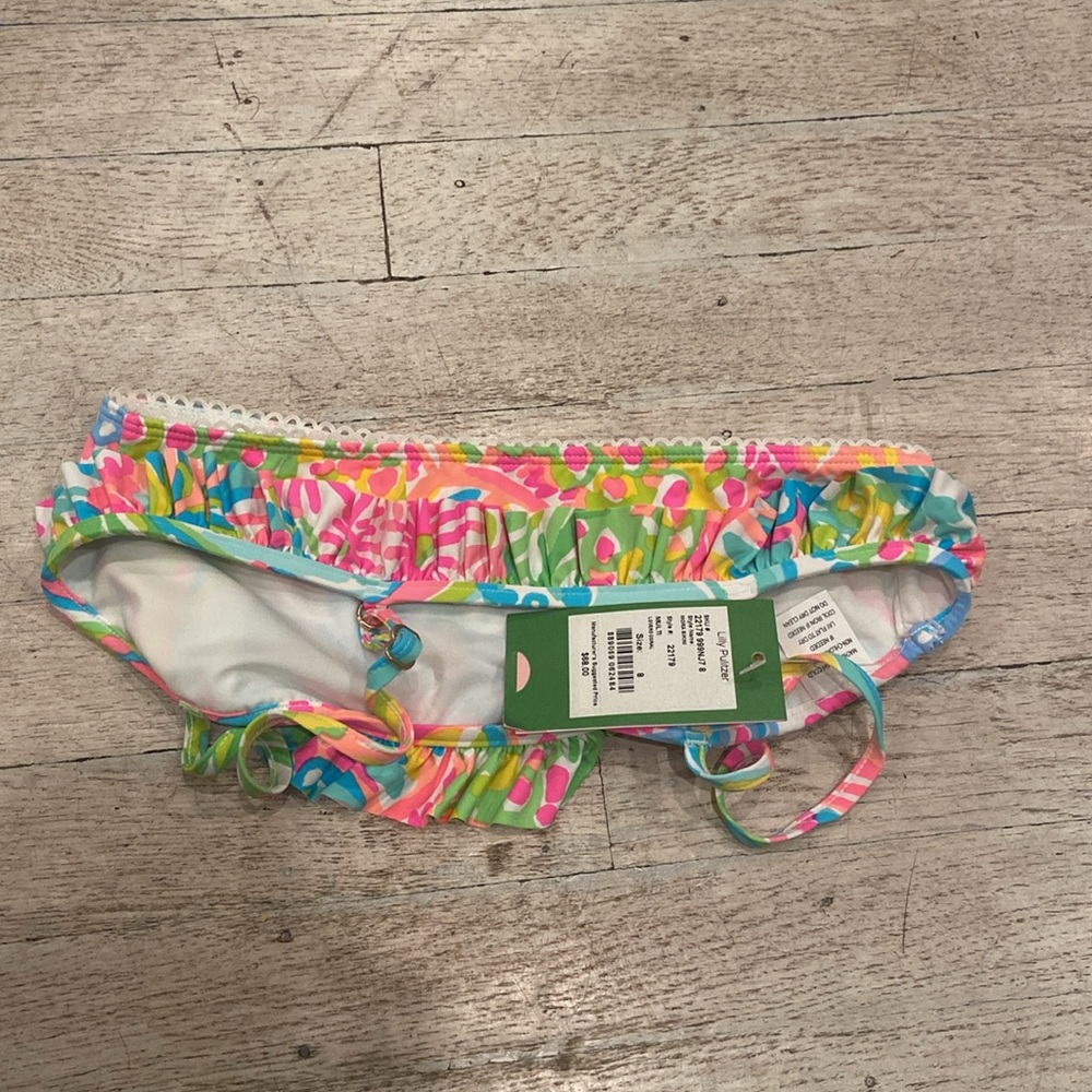 lilly pulitzer Mora Bathing suit top size 8 new with tags. - Picture 7 of 8